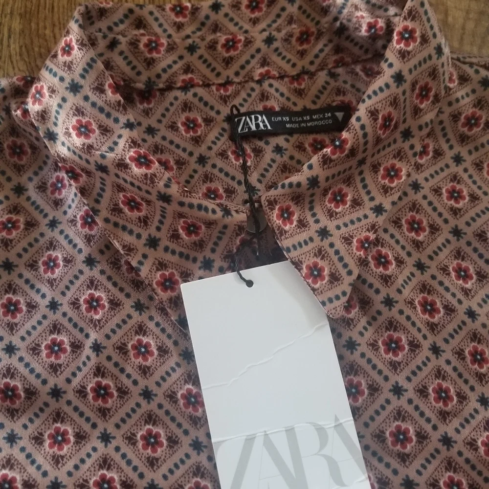 Zara Button Up Top - Picture 5 of 6